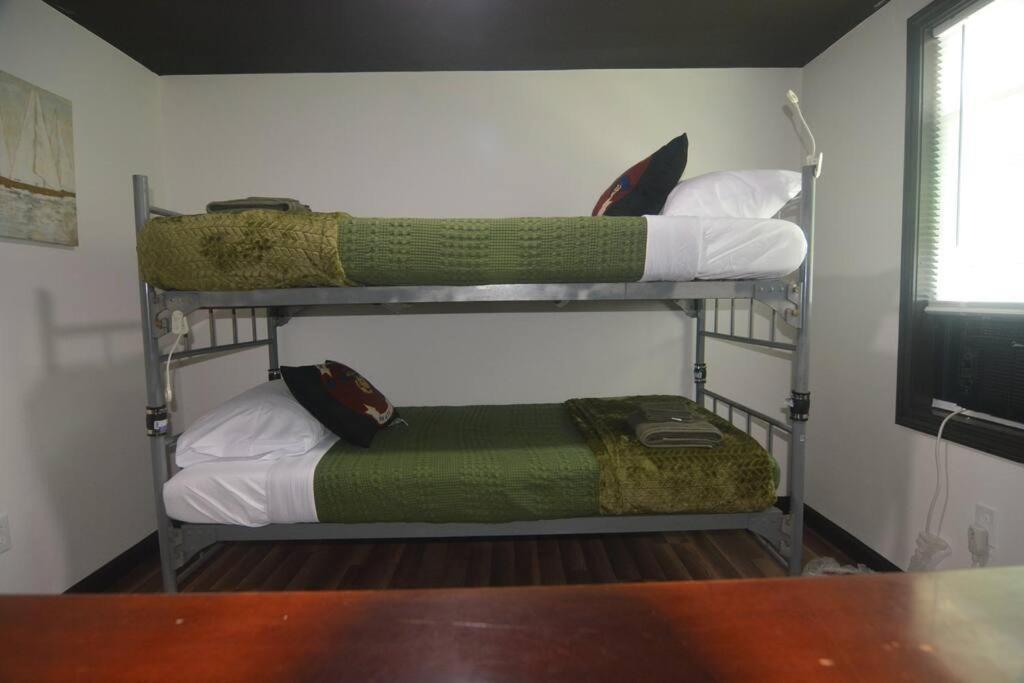 Field Quarters Villa Pensacola Luaran gambar